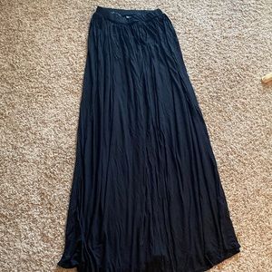 Boohoo black maxi skirt, brand new with tags